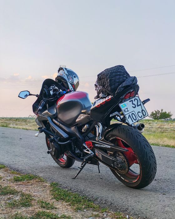 Продам Honda CBR 600 f4i