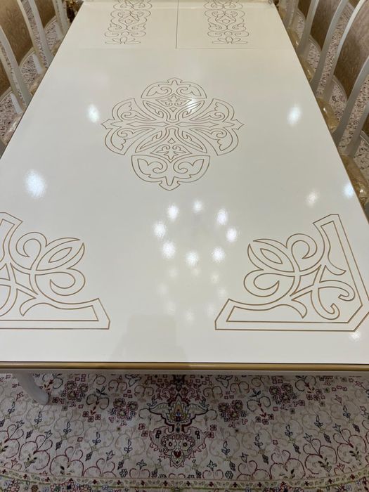 СРОЧНО Продаю стол и студья