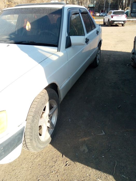 Мерседес Бенс 190Е, 1991 года