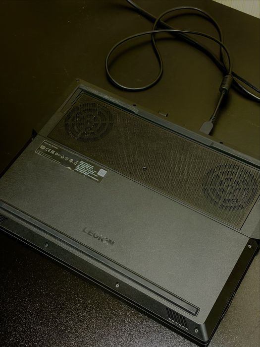 Ноутбук Lenovo Legion y7000