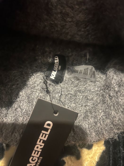 Karl Lagerfeld,Calvin Klein шапки