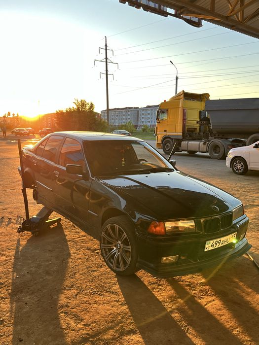 Продам BMW E36, 2.5