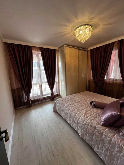 Продава се Тристаен апартамент в Пловдив, Христо Смирненски - 135 кв.м за 1371 €/кв.м - Снимка #6