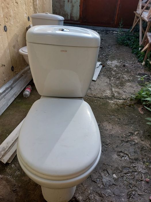 Продам унитаз б/у