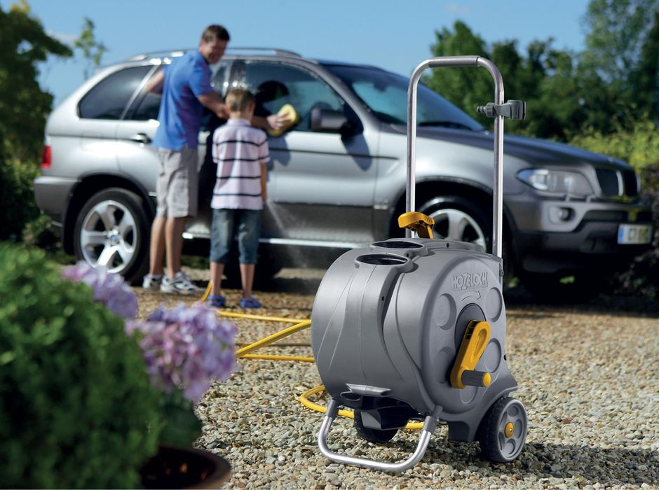 Механическая катушка на колесах со шлангом HoZelock CartFastReel 30m
