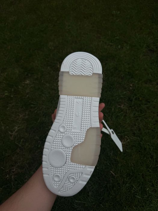 Adidasi Off White Out Of Office