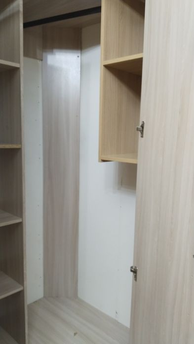 Продаётся угловой шкаф