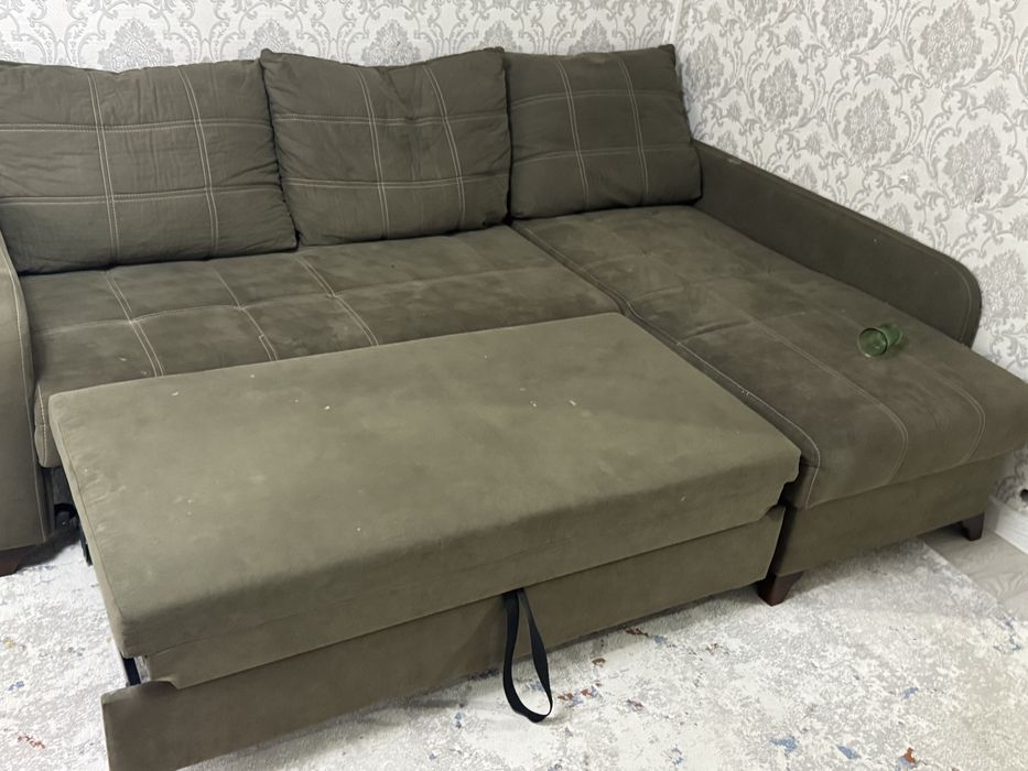 Диван раскладной б/у