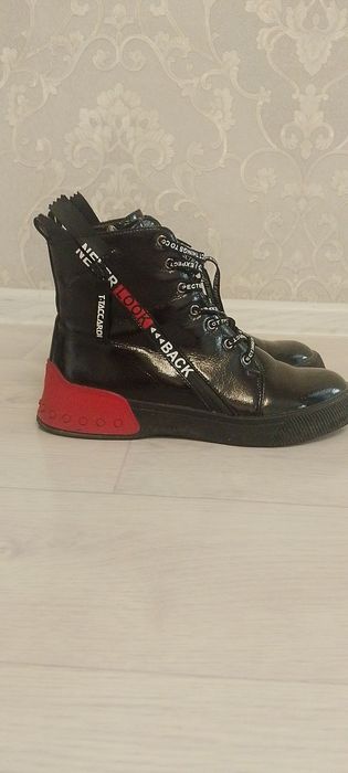 Ботинки весна осень 40 р