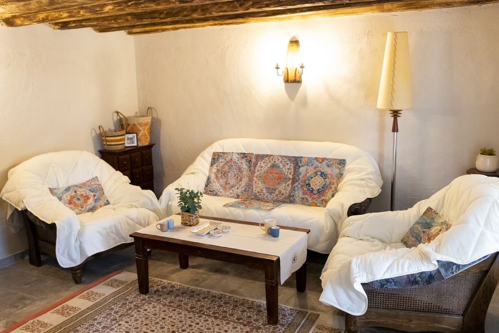 Дава се под наем Къща в с. Лешниково, Област Хасково - 140 кв.м за 550 € - Снимка #23