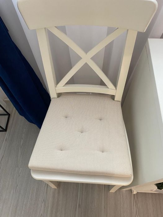 Urgent masa  extensibila si 6 scaune Ikea  INGATORP  110/155