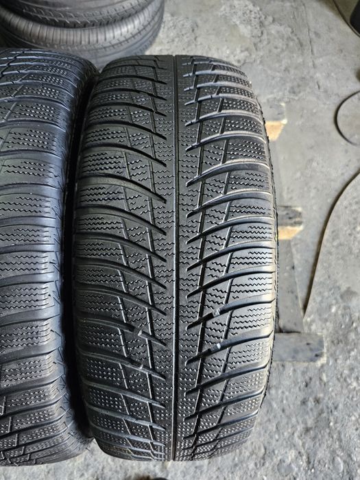 2 anvelope iarna 215 60 16 Bridgestone