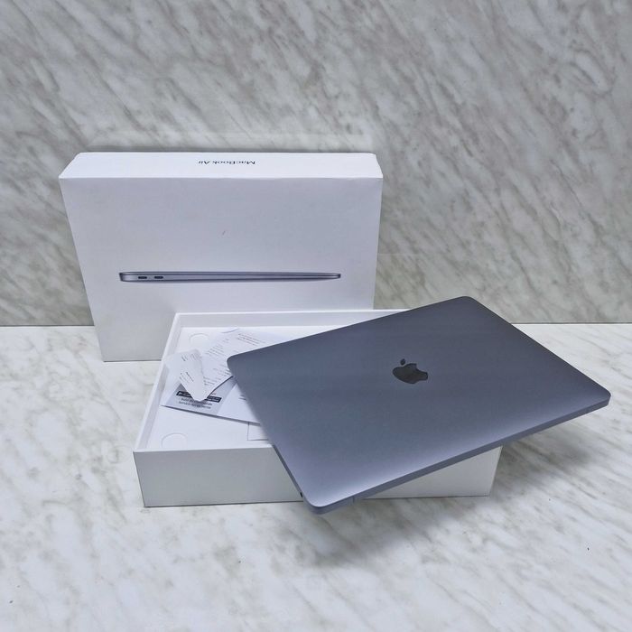 Laptop Apple MacBook Air 13 M1 8GB, 256GB Zeus Amanet Militari 34519