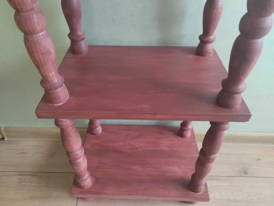 Ръчно изработена етажерка !!!