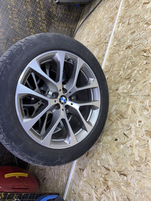 Продам колеса оригинал бмв x5 r 20