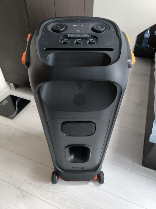 JBL PARTIBOX 710
