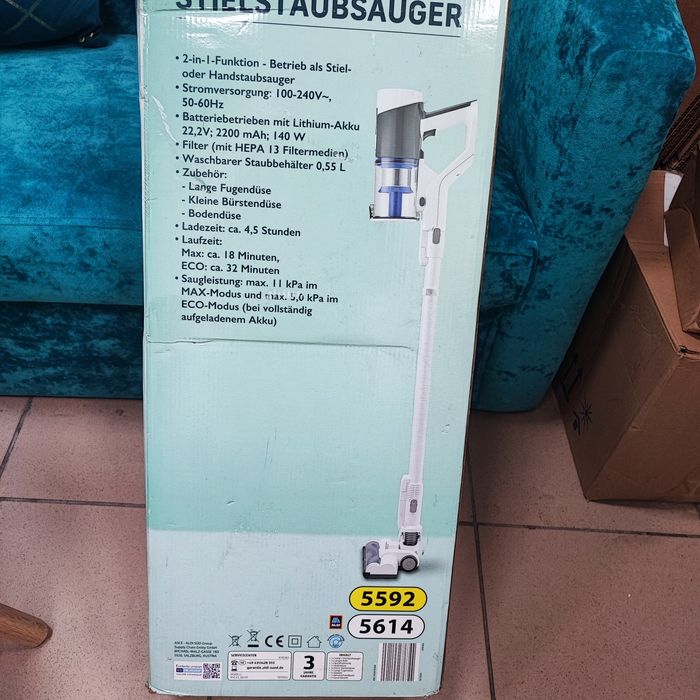 Aspirator cu acumulator 140w 2200 mah