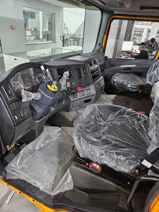 Кабина HOWO X3000