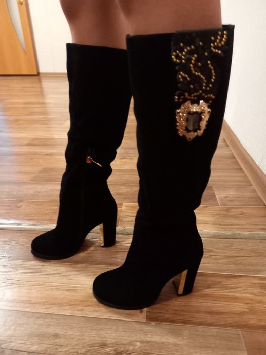 Продам сапожки 38 размера