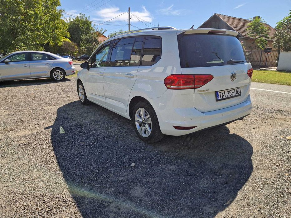 VOLKSWAGEN Touran 2018 — imagine 4