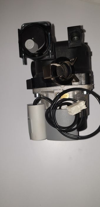 Pompa Wilo Intmtsl 15/PREMIUM-1 Centrala Ariston Complect Echipată