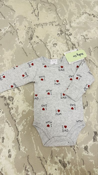 Продам слипики и бодики новые