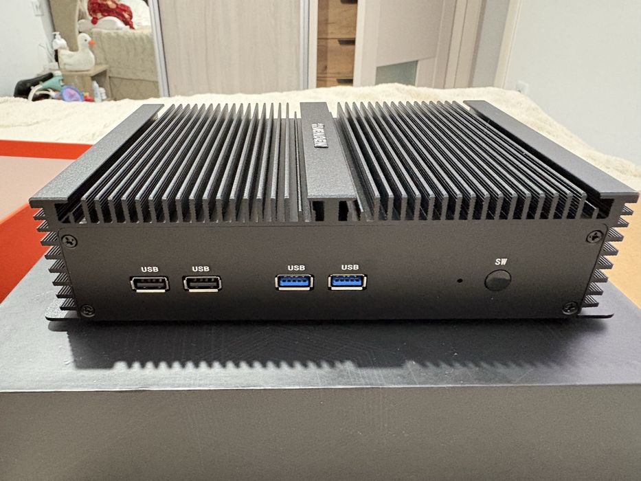 Mini PC Intel Core i7 K4-8550 | 32GB RAM | SSD 512GB | NOU