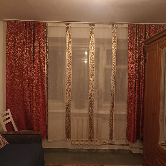 Продам шторы и тюль.