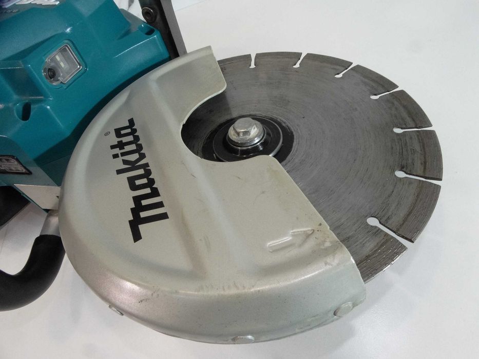 Makita DCE 090 / 2 x 5.0 Ah - Дискова резачка за бетон