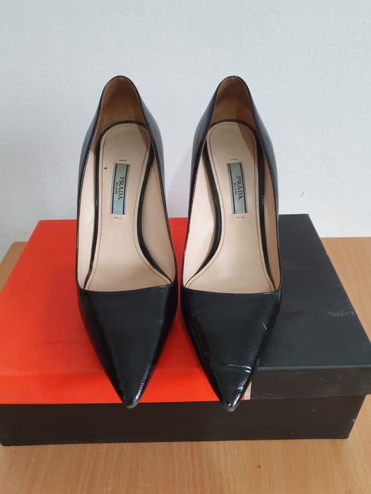 Продам туфли Prada