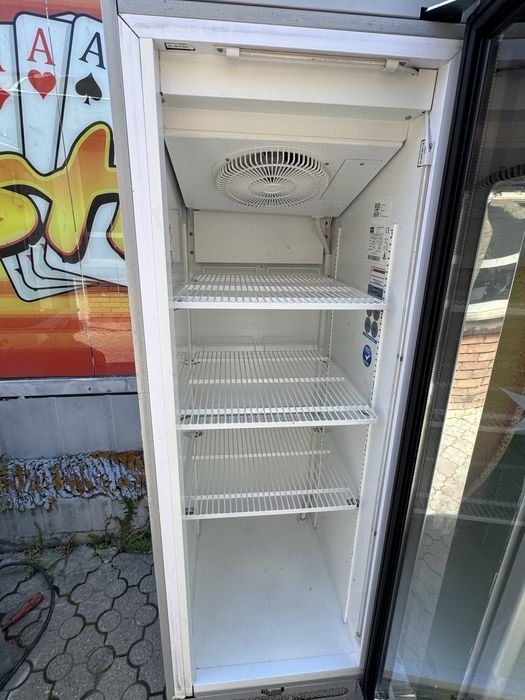 Хладилна витрина STELLA ARTOIS