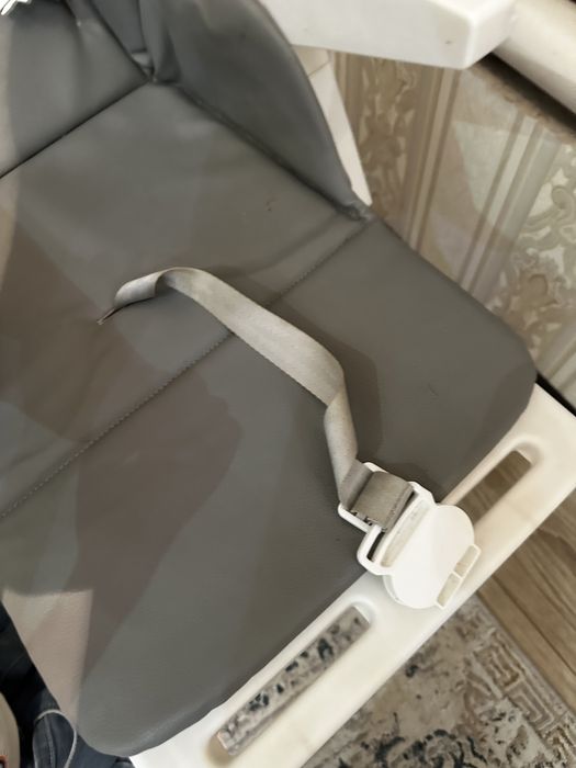 Детский стульчик для кормления