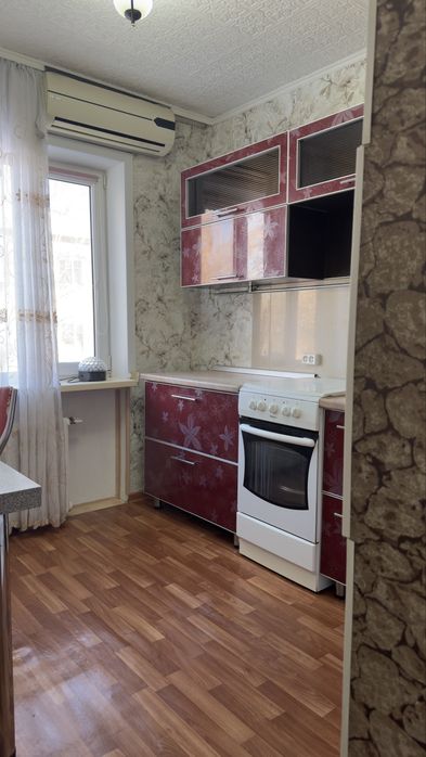 Продам двух комнатную квартиру