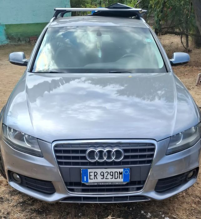 Vand Audi A4 2.0 TDI 2009