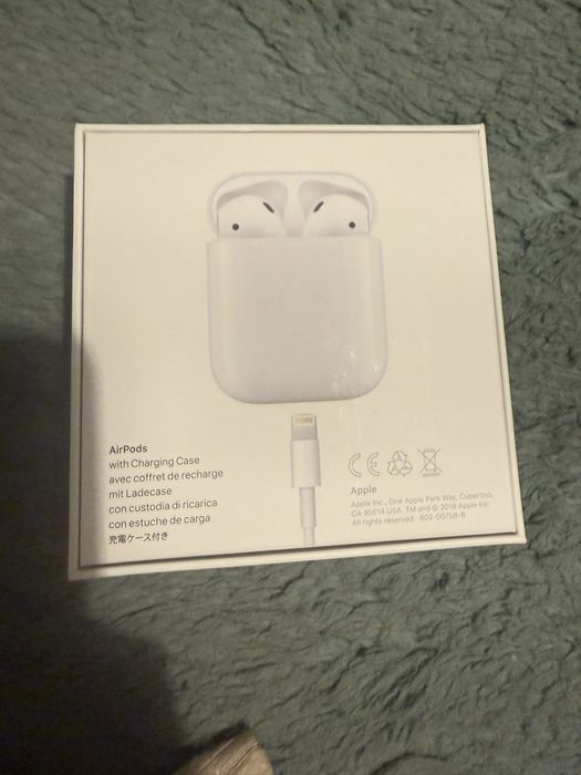 Cutii iphone iphone 11 iphone 15 si cutie airpods