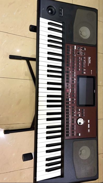 Korg PA700, ca nou.