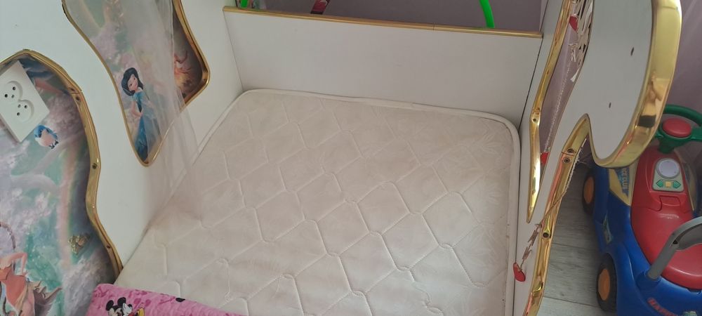 Кровать карета для принцесс