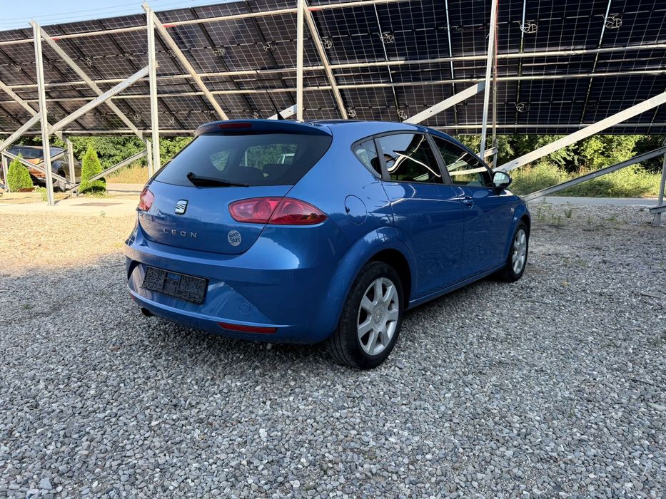 SEAT Leon 2011 — imagine 5