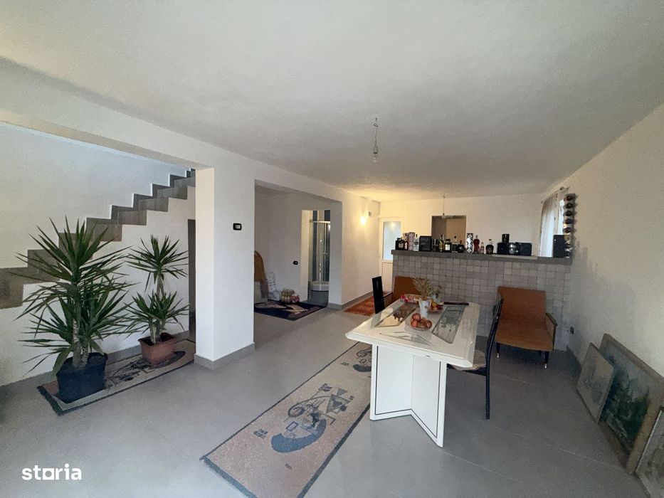 Casa noua | 5600 mp teren | Livada|  Golesti - Valcea