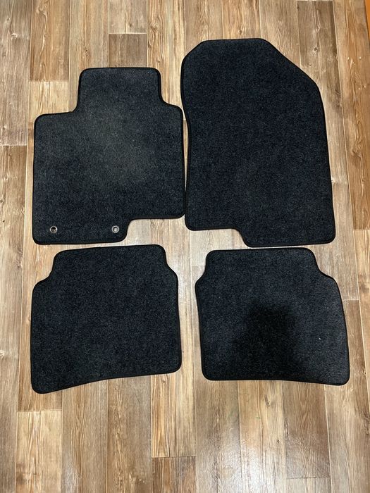 Продам ворсовые ковры хюндай