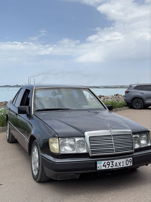 Мерседес 124 2,8