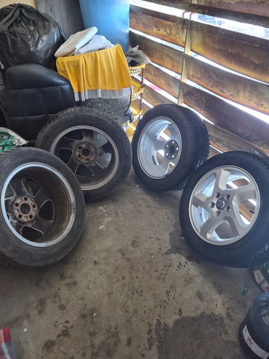 Джанти 16-цола Волво.