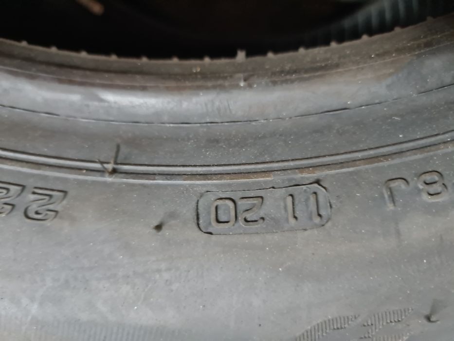 2бр.225/55/17 BRIDGESTONE RFT
