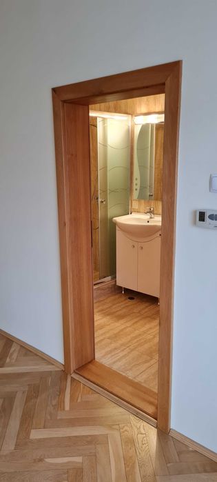 Inchiriez casa in Andrei Muresanu, str. Ady Endre, pentru birou