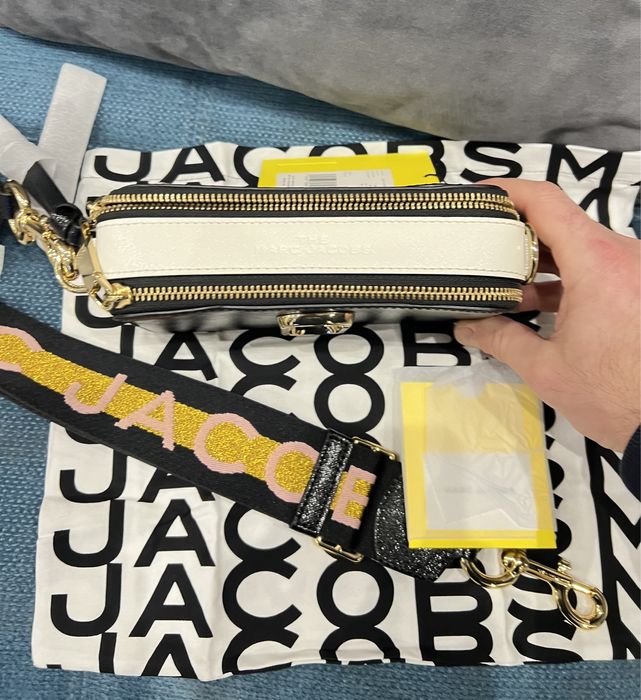 Mark Jacobs The snapshot camera bag.100%ориг.Със сериен номер,етикети!