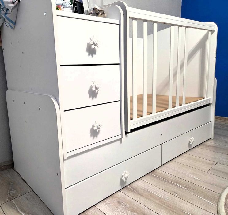 Бебешка дървена кошара