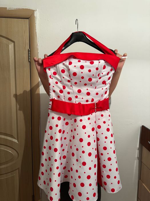 Платье для девочки 42 размер