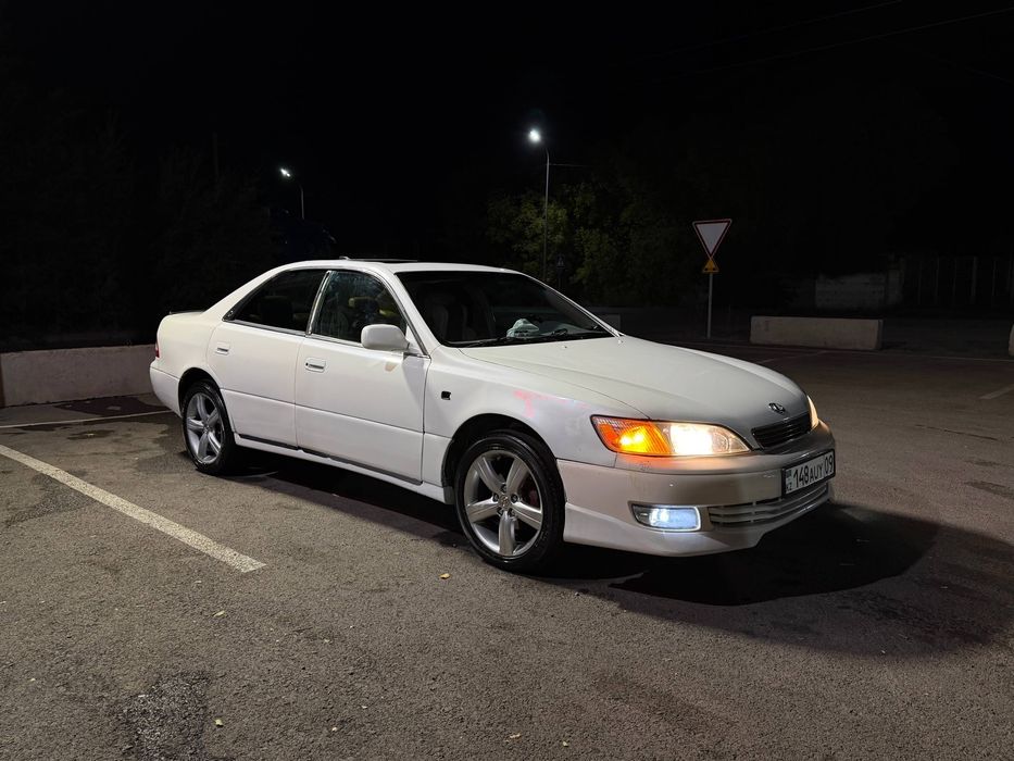 продам Lexus es300