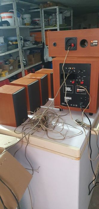 JBL-система за домашно кино