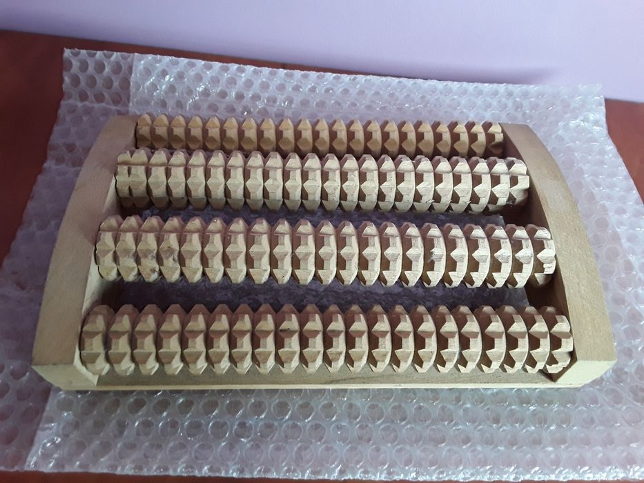 Vând Dispozitiv Masaj Picioare din Bambus